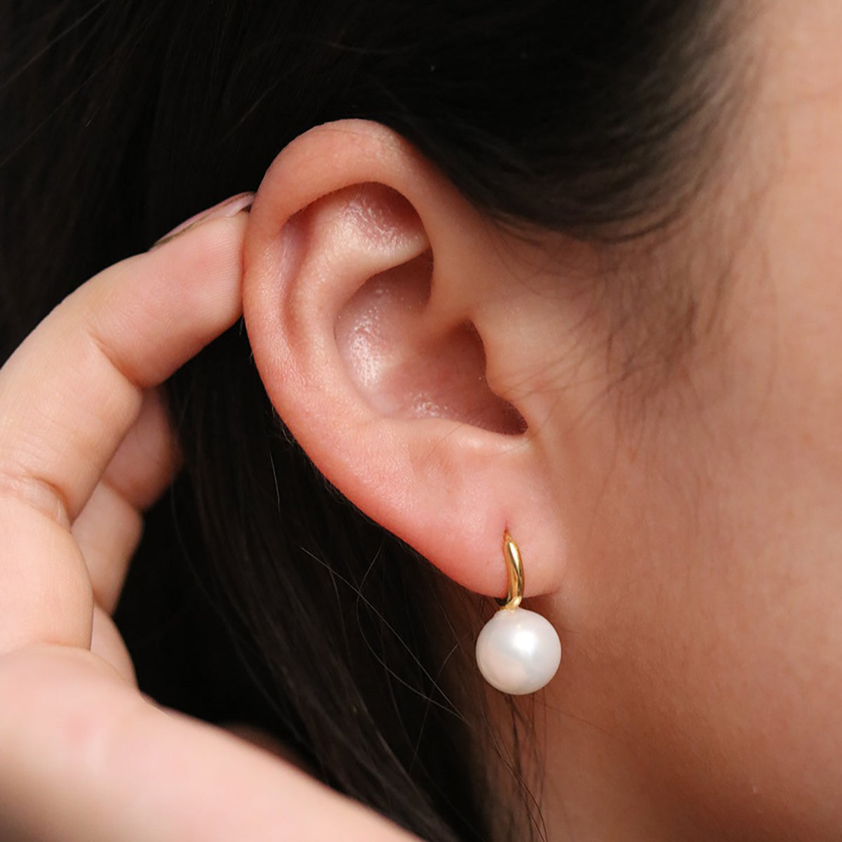 Pearl drop huggie earrings-1